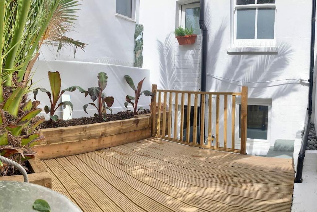 Brighton Palms Apartment Bagian luar foto