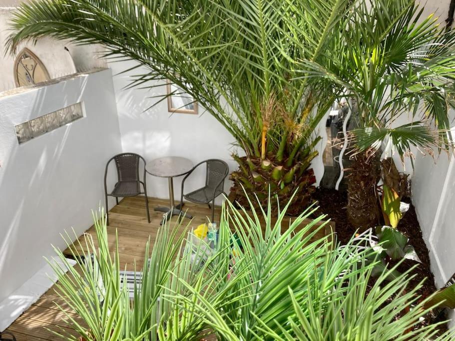 Brighton Palms Apartment Bagian luar foto