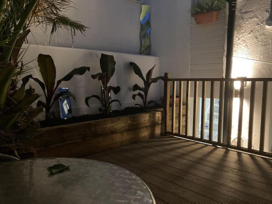Brighton Palms Apartment Bagian luar foto