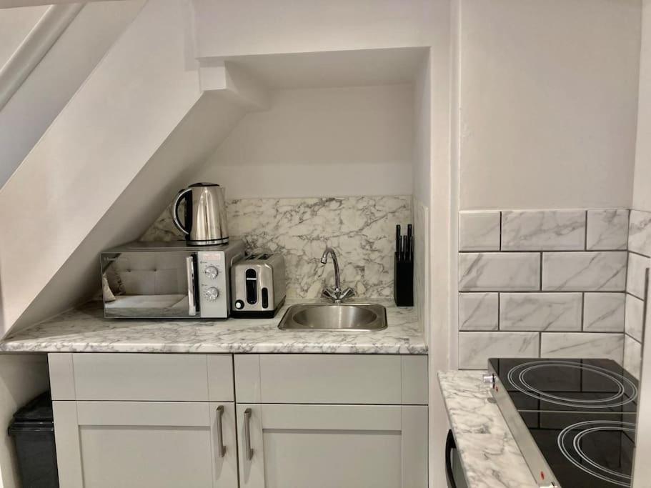 Brighton Palms Apartment Bagian luar foto